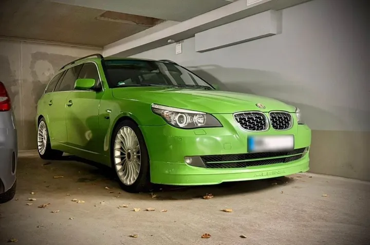 BMW 525