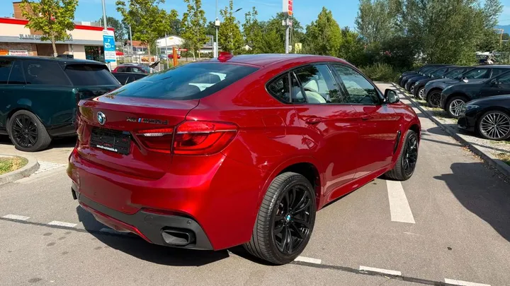 BMW X6 M50