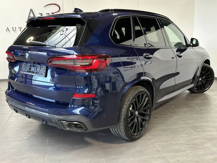 BMW X5 M50