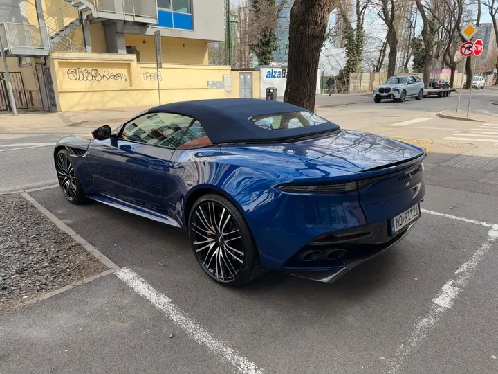 Aston Martin DBS