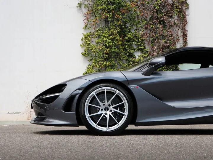 McLaren 750S