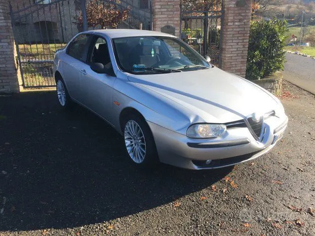 Alfa Romeo 156