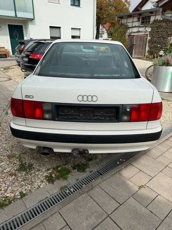 Audi 80