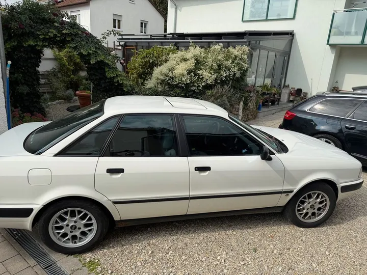 Audi 80