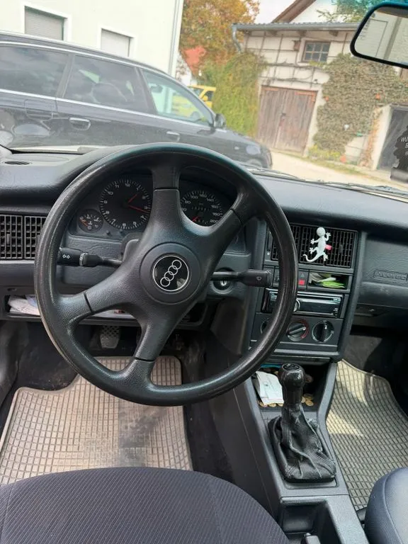 Audi 80