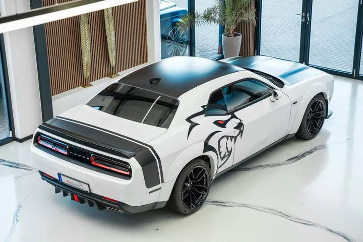 Dodge Challenger