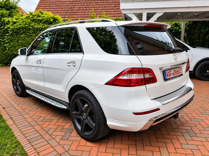 Mercedes-Benz ML 500