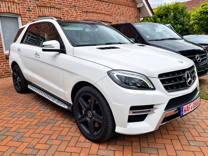 Mercedes-Benz ML 500