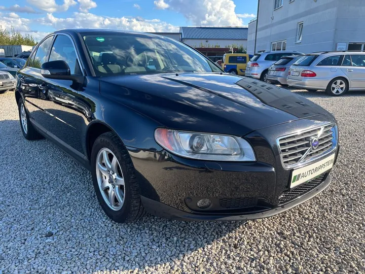 Volvo S80