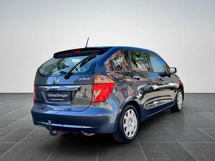 Honda FR-V
