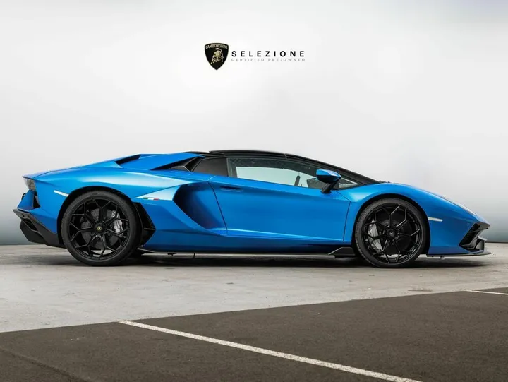 Lamborghini Aventador