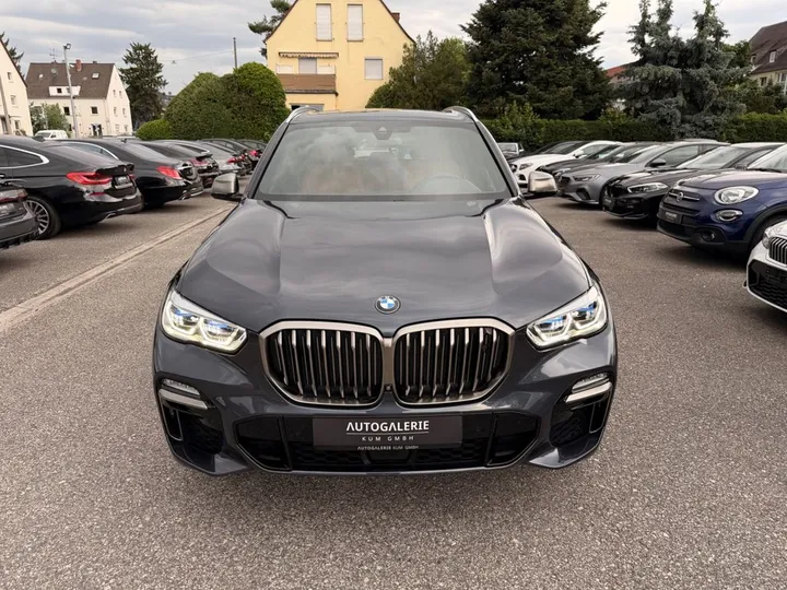 BMW X5 M50