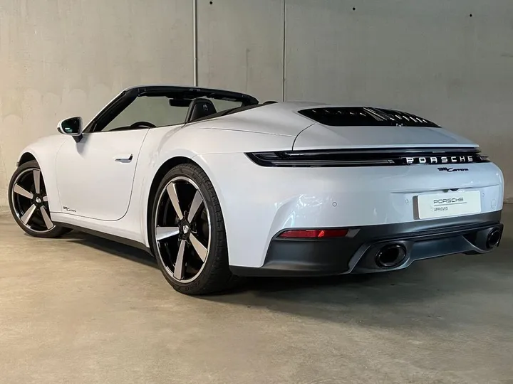 Porsche 992