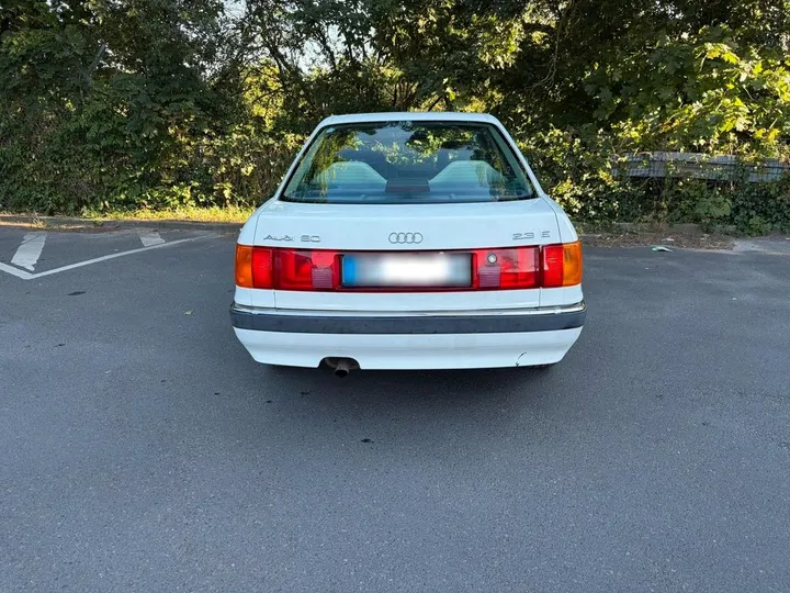 Audi 90