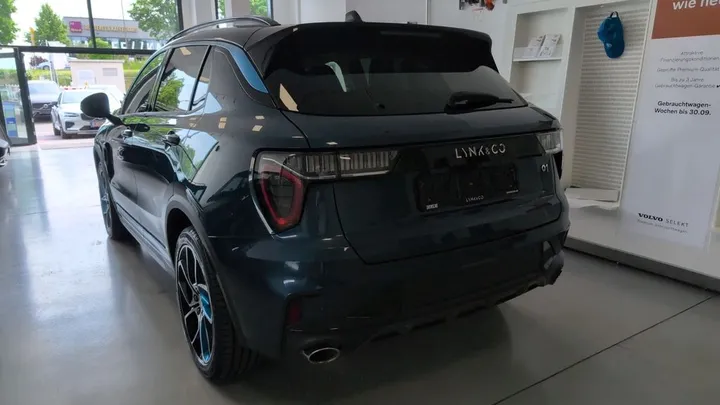 Lynk&Co 01