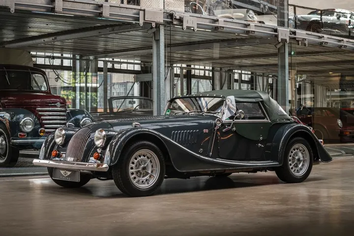 Morgan Plus 8