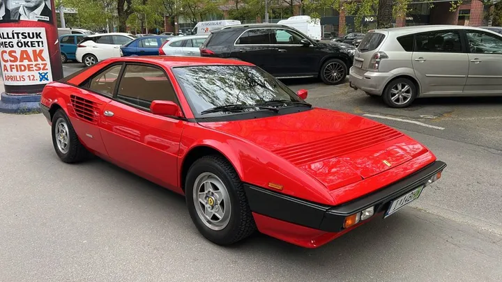 Ferrari Mondial