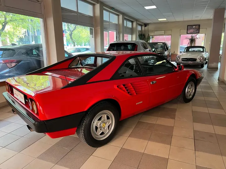 Ferrari Mondial