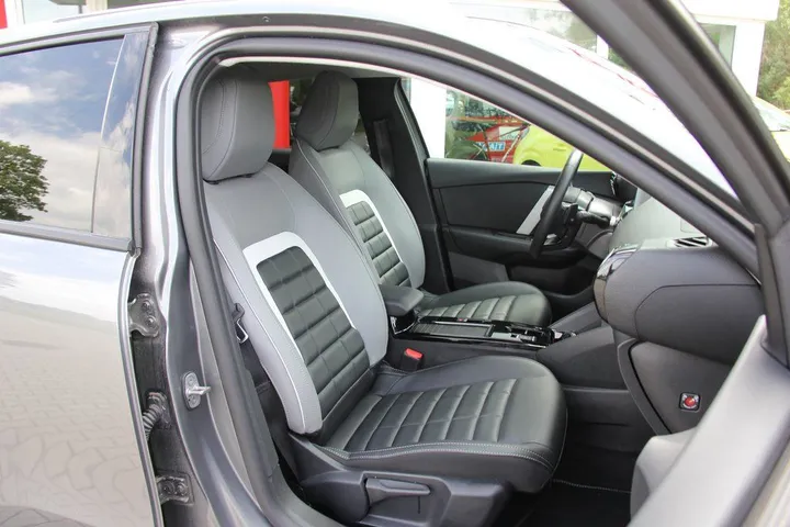 Citroën C4 X