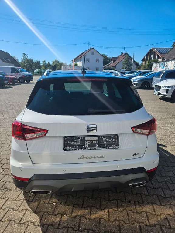 Seat Arona