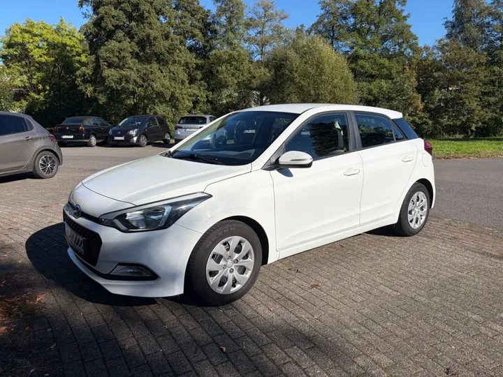 Hyundai i20