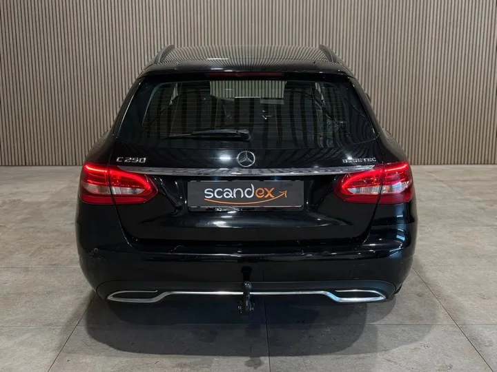 Mercedes-Benz C 250