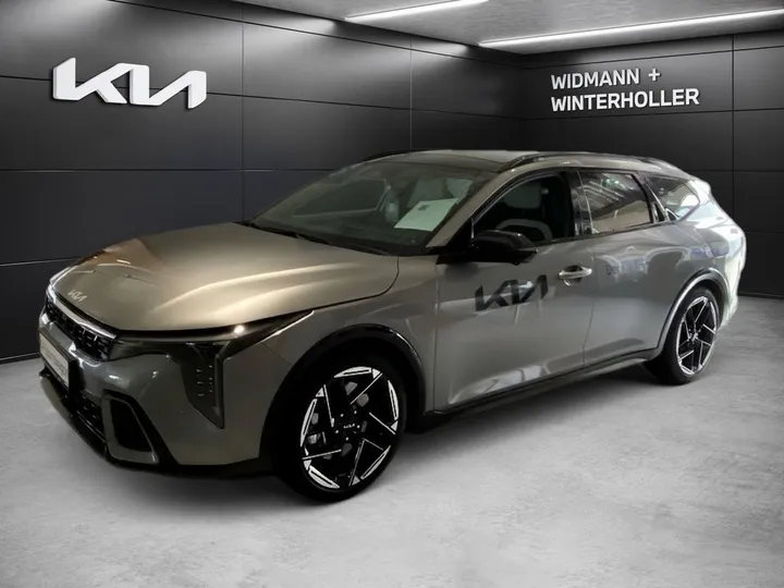 Kia K4