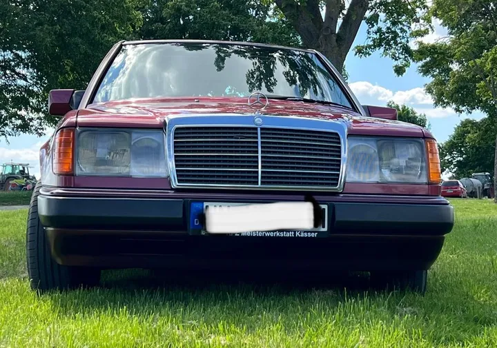 Mercedes-Benz 200