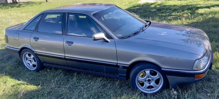 Audi 90
