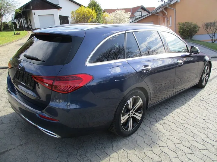 Mercedes-Benz C 200