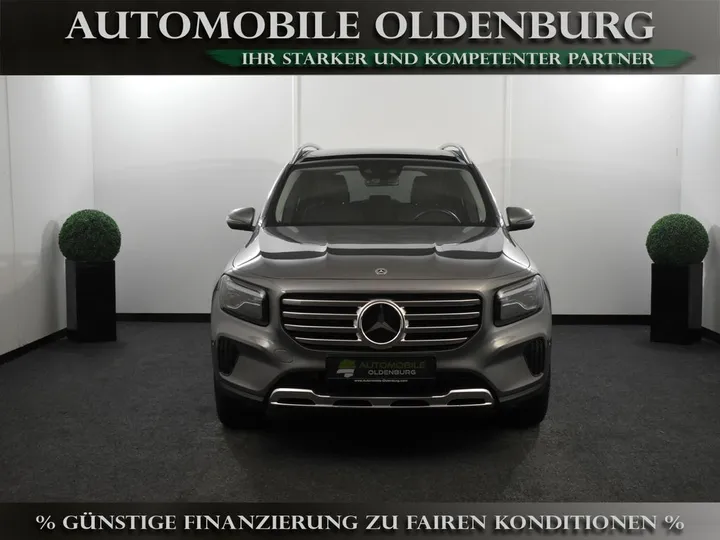 Mercedes-Benz GLB 200