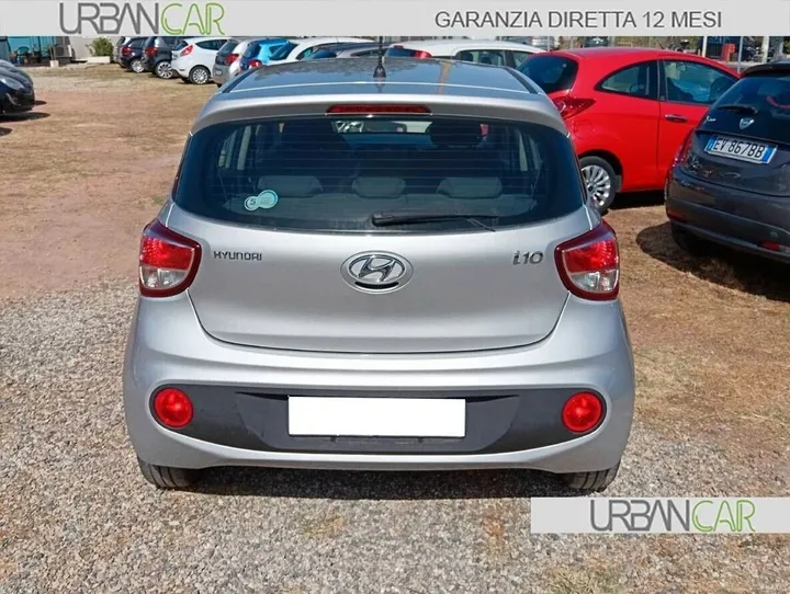 Hyundai i10