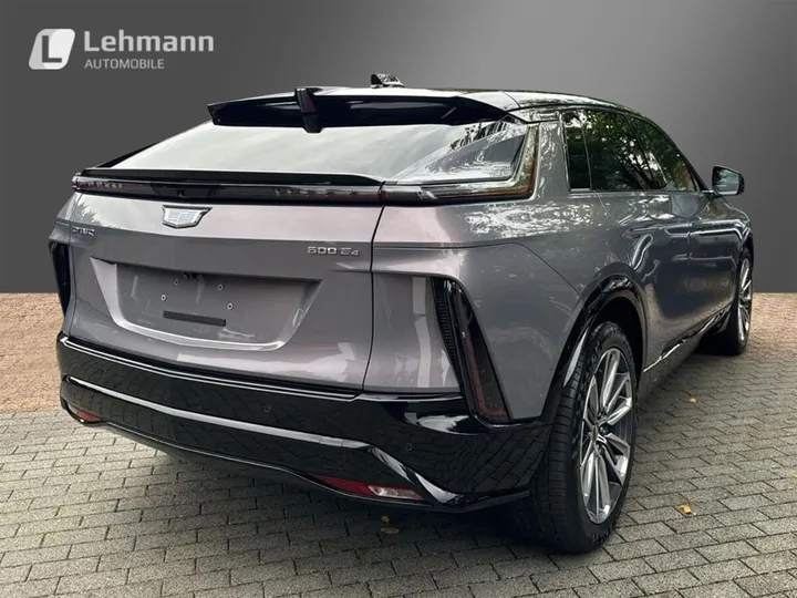 Cadillac LYRIQ