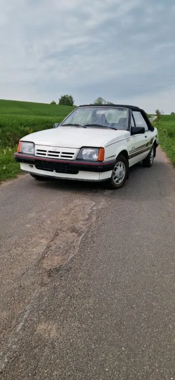 Opel Ascona