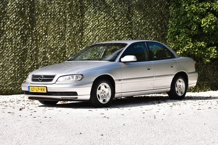 Opel Omega