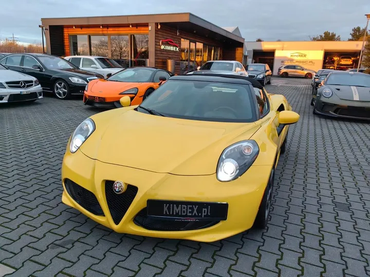 Alfa Romeo 4C