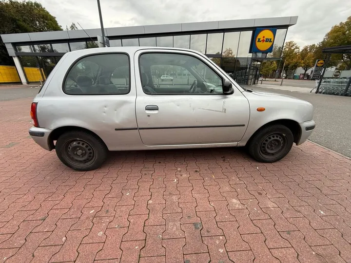 Nissan Micra