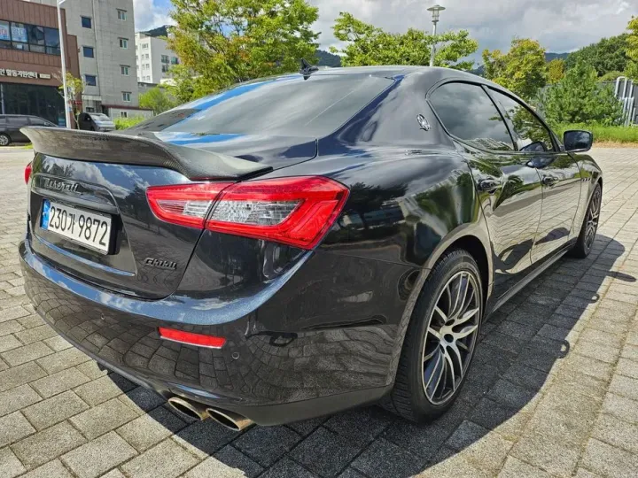 Maserati Ghibli