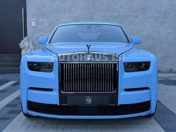 Rolls-Royce Phantom