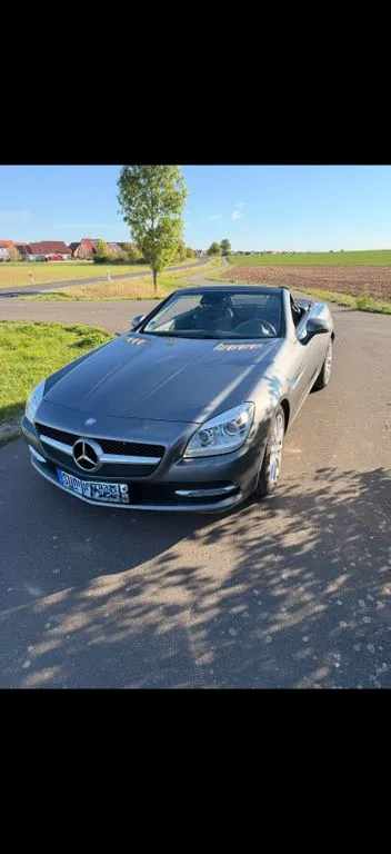 Mercedes-Benz SLK 250