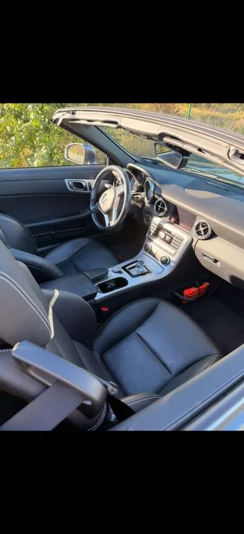 Mercedes-Benz SLK 250
