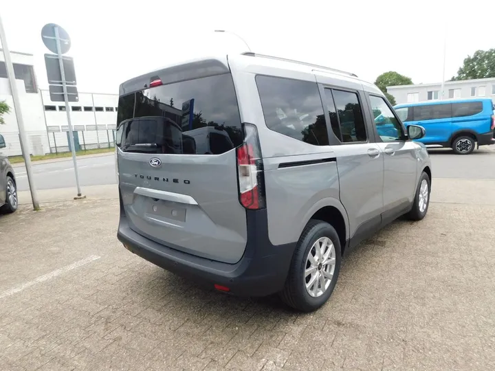 Ford Tourneo Courier