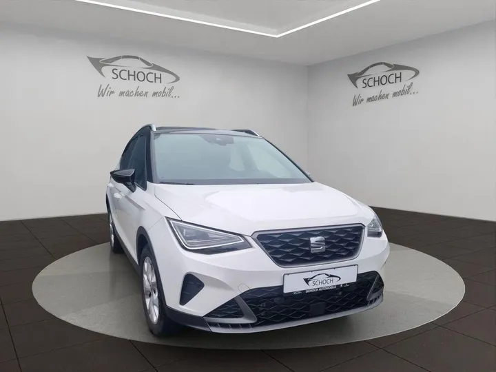 Seat Arona