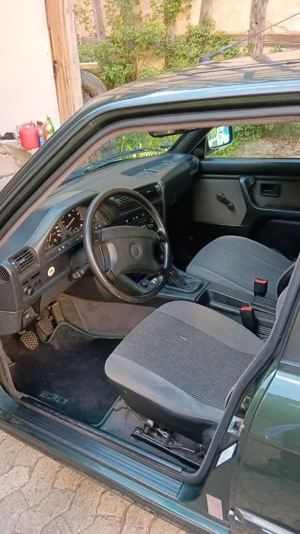 BMW 325