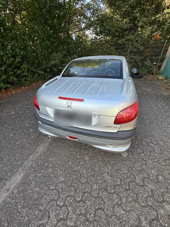 Peugeot 206