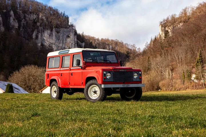 Land Rover Defender