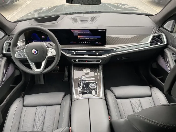 ALPINA XB7