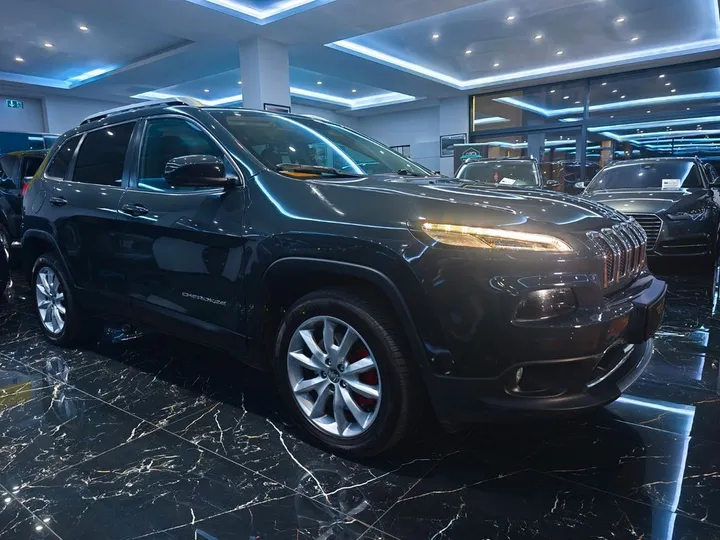 Jeep Cherokee