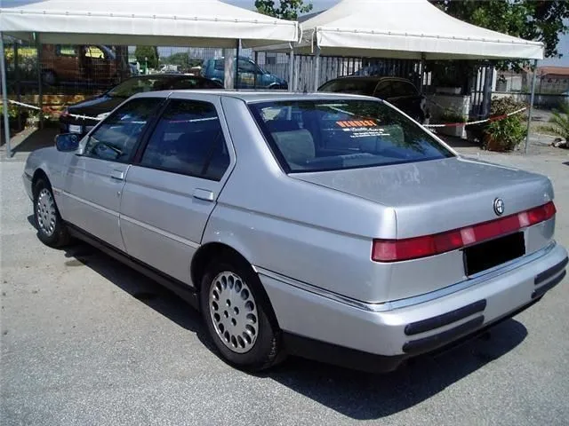 Alfa Romeo 164