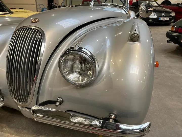 Jaguar XK